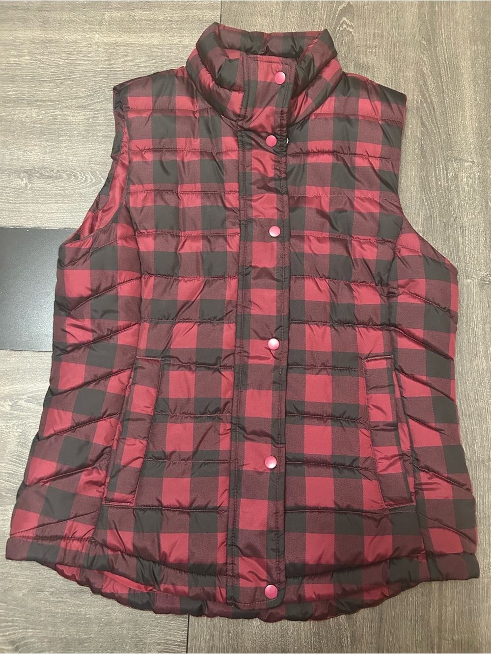Gap Red and Black Buffalo Plaid Quilted Puffer Vest